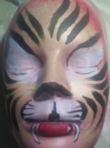 Tiger face painting design